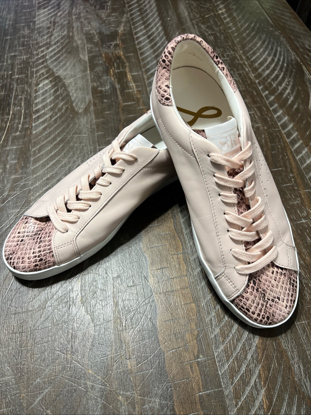 Sam Edelman Aubrie Ladies Pink Leather Sneakers with Snakeskin Detail Sz 9